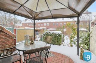 Reihenhaus kaufen in 24146 Kiel, Reihenhaus mit Anbau und Dachterrasse in ruhiger Lage!