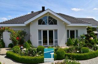 Villa kaufen in 85111 Adelschlag, Villa m. Wellnessb., Pool, neuer Wärmepumpe, neuem Außenanstrich, ELW in ruhiger Lage, Pietenfeld