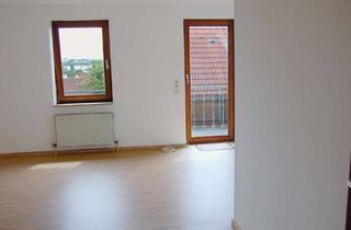 Wohnung kaufen in 73207 Plochingen, Charmante Dachgeschosswohnung in der Fußgängerzone mit Balkon & Blick aufs Hundertwasser-Design-Haus