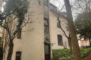 Wohnung kaufen in 65185 Wiesbaden, Urban wohnen in ruhiger Lage – Zentrale 2-Zimmer-Wohnung in Wiesbaden mit ruhiger Hinterhauslage