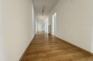 Wohnung mieten in Straße Der Einheit 99, 09423 Gelenau, Helle 4-Raum Wohnung im Zentrum von Gelenau