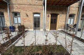 Wohnung mieten in Bahnhofstr. 28c, 86830 Schwabmünchen, außergewöhnliches Wohnen in einem Denkmalobjekt, 2 Zimmer-Wohnung mit Terrasse und Einbauküche