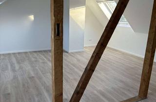 Wohnung mieten in 46045 Styrum, Erstbezug nach Sanierung – Moderne Dachgeschosswohnung mit Loggia in Toplage von Oberhausen