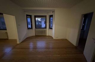 Wohnung mieten in 66130 Saarbrücken, Großzügige 4-Zimmerwohnung mit Stellplatz und Balkon