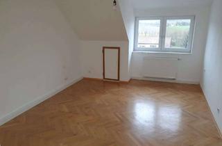 Wohnung mieten in Sonnenhalde, 74613 Öhringen, Liebevoll renovierte DG-Wohnung mit drei Zimmern