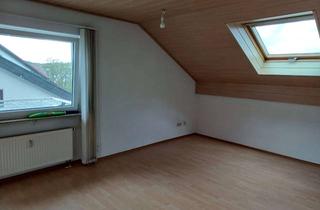 Wohnung mieten in 73460 Hüttlingen, Großzügige 85 m² Dachgeschosswohnung mit Balkon & EBK in ruhiger Lage