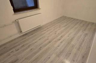 Wohnung mieten in An Der Turnhalle, 23715 Bosau, 2-Zimmer-Souterrain-Wohnung; Tageslicht & Pauschalmiete in Bosau