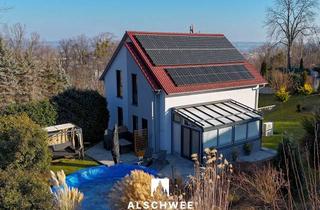 Einfamilienhaus kaufen in 01809 Heidenau, *EXKLUSIV*Hochwertiges Einfamilienhaus mit Pool, Keller, PV und Wärmepumpe am Stadtrand von Dresden!