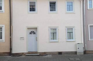 Reihenhaus kaufen in 36037 Fulda, Fulda - Historisches Reihenhaus Stadtmitte Fulda, 5 Wohneinheiten