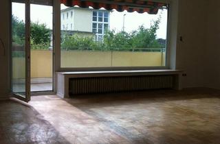 Wohnung kaufen in 33647 Bielefeld, Bielefeld - Provisionsfrei Schöne 3 Zimmer ETW mit sonnigen großen Balkon
