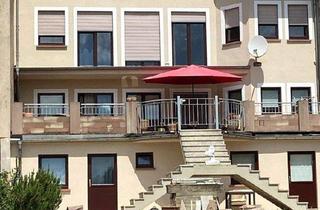 Mehrfamilienhaus kaufen in 66773 Schwalbach, Schwalbach / Hülzweiler - Luxuriöses saniertes 4-FH + Büro in zentraler Lage nahe Saarlouis