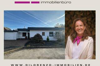 Haus kaufen in 41844 Wegberg, Wegberg - *Zuhause mit Herz* FREIstehend + Saniert! Bungalow mit ELW, gr. Garage und Garten in Wegberg!*