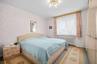 Wohnung kaufen in 24534 Innenstadt, Sichere Kapitalanlage: Vermietete 4-Zi.-Wohnung in Neumünster, Faktor 13,29