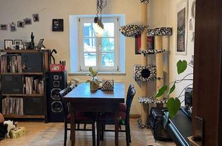 Wohnung mieten in Lederergasse 17, 93047 Innenstadt, Helle 4-Zimmer-Wohnung im 2. OG in der Altstadt - KEINE WG !