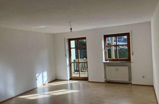 Wohnung mieten in Spitlweg, 94469 Deggendorf, Sonnige 1-Zimmer-Wohnung mit Balkon und EBK in guter Lage in Deggendorf
