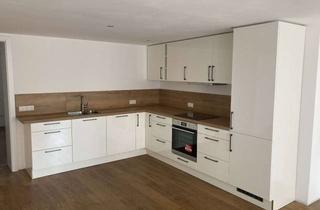 Wohnung mieten in Vormarkt 37, 83308 Trostberg, Hochwertige zentrale 4 Zimmer Whg mit Einbauküche & Garten