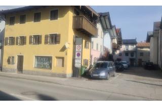Haus kaufen in 83646 Bad Tölz, Handwerkerobjekt mit großem Entwicklungspotenzial in ruhiger Lage von Bad Tölz