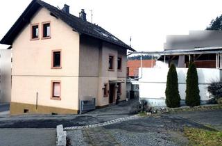 Haus kaufen in 69509 Mörlenbach, 2 - Familienhaus mit großer Garage und 2 Appartements