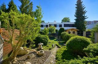 Reihenhaus kaufen in 82024 Taufkirchen, 122 m² auf drei Ebenen: Reihenhaus mit eingewachsenem japanischem Garten in Taufkirchen