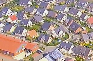 Wohnung kaufen in 33758 Schloß Holte-Stukenbrock, Gepflegete 3 Zimmer-Wohnung, mit offener Küche Dachgeschosswohnung (Fahrstuhl) in Schloß Holte-Stk.