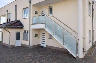Wohnung kaufen in 32545 Bad Oeynhausen, Kapitalanlage mit gesichertem Mieter +Terrasse & Stellplatz