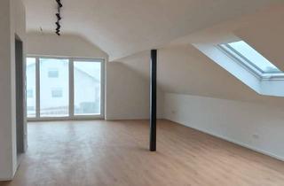 Wohnung mieten in 85114 Buxheim, Attraktive 2,5-Zimmer Dachgeschosswohnung mit Balkon in Tauberfeld