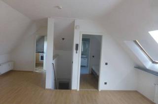 Wohnung mieten in Gorch-Fock-Str. 62, 46236 Bottrop, Single-Appartement Dachgeschoss in zentraler Lage von Bottrop-Fuhlenbrock