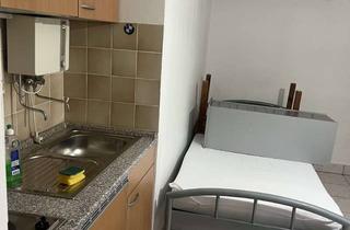Immobilie mieten in Flemischweg 37, 80689 Hadern, Charmante Souterrain 1-Zimmer Wohnung mit Bad und WC in Hadern / München,