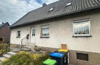 Haus kaufen in 66299 Friedrichsthal, Friedrichsthal - 2-3 Familienhaus in guter zentraler Lage von Spiesen