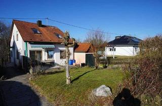 Einfamilienhaus kaufen in 72138 Kirchentellinsfurt, Kirchentellinsfurt - Freistehendes Einfamilienhaus mit Garage