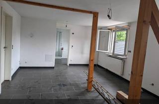 Wohnung mieten in 68239 Seckenheim, Lichtdurchflutet Dachgeschosswohnung im ruhigen Mannheim-Seckheim