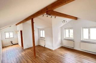 Wohnung mieten in Unterer Schloßhof, 71691 Freiberg, Luxus 2,5-Zimmer-Wohnung mit EBK in Freiberg am Neckar