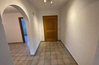 Wohnung mieten in 93133 Burglengenfeld, Helle 3-Zimmer Dachgeschosswohnung mit Balkon inBurglengenfeld