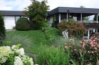 Haus kaufen in 88339 Bad Waldsee, Gepflegtes Einfamilienwohnhaus mit Einliegerwohnung im Bungalow-Stil in Bad Waldsee