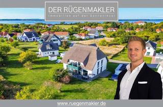 Villa kaufen in 18569 Trent, Moderne Reetdach-Doppelhausvilla in Feldrandlage und Wassernähe in 18569 Trent OT Vaschvitz