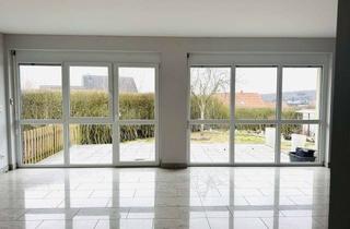 Haus mieten in 74706 Osterburken, Großzügig & lichtdurchflutet: EFH zur Miete in Osterburken mit bodentiefen Fenstern + Wellness