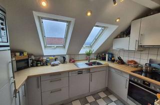 Wohnung kaufen in Rosengartenstraße, 71229 Leonberg, Charmante 3-Zimmer Dachgeschosswohnung in ruhiger Lage in Leonberg (Warmbronn)