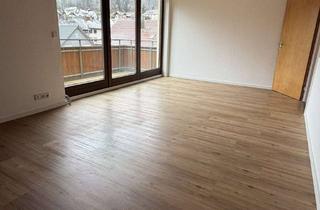 Wohnung mieten in 75323 Bad Wildbad, Schöne 2-Zimmer Wohnung mit Süd Balkon in Calmbach