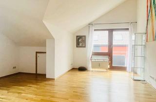 Wohnung mieten in 71287 Weissach, Lichtdurchflutete 2,5-Zimmer-DG-Maisonette-Wohnung mit Tageslichtbad, Balkon, Keller und Stellplatz