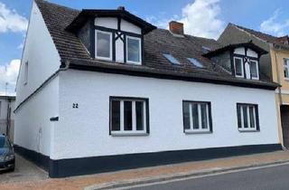 Wohnung mieten in Friedensstraße 22, 14797 Kloster Lehnin, Lichtdurchflutete Komfort-Wohnung im Herzen von Lehnin – Barrierefrei & Seenah