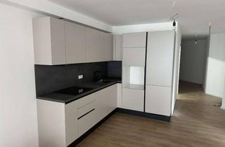 Wohnung mieten in Uracher Straße 36, 72581 Dettingen, Helle 3-Zimmer-Wohnung mit 86 m² in Dettingen an der Erms