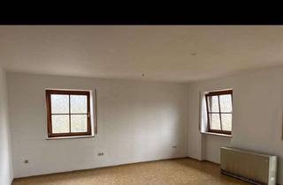 Wohnung mieten in Johann-Sebastian-Bach-Straße, 83301 Traunreut, Charmante 1-Zimmer Wohnung im 2. OG, modernisiert in Traunreut