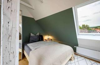 WG-Zimmer mieten in Stubaier Straße 12, 70327 Untertürkheim, Zimmer Zimmer in der Stubaier Straße