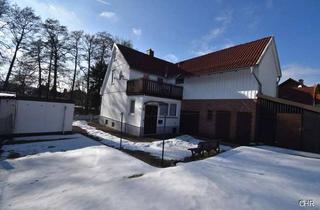 Einfamilienhaus kaufen in 37445 Walkenried, Freistehendes Einfamilienhaus mit kleinem Nebengelass, Garage und ebenerdigen Grundstück