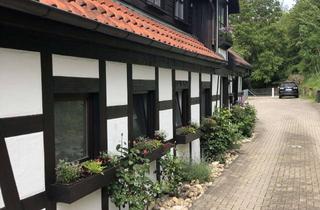 Haus mieten in Eichacher Weg, 74613 Öhringen, Reihenendeckhaus mit 4 Zimmern, Balkon, Einbauküche und Holzkamin