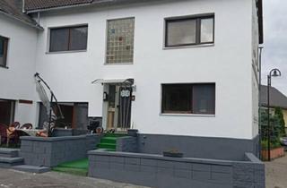 Haus kaufen in 55469 Simmern, Simmern/Hunsrück - Zwei Häuser in einem Grundstück zu verkaufen