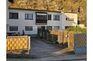 Haus kaufen in 56332 Dieblich, Dieblich - Großes Reihenendhaus mit traumhaftem Blick auf Mosel und Berge