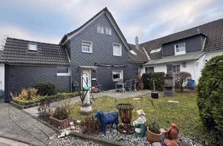 Haus kaufen in 42929 Wermelskirchen, Wermelskirchen - Charmantes 84qm Haus zu verkaufen+Zwei Stellplätze, Doppelgarage