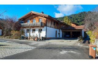 Haus kaufen in 87459 Pfronten, Pfronten - Zweifamilien Holzhaus Top Lage