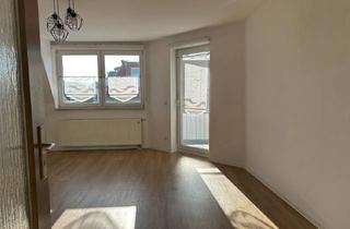 Wohnung kaufen in 04539 Groitzsch, Sorglos-Investment: Vermietete 3-Zimmer-Wohnung in gepflegtem 6-Parteien-Haus